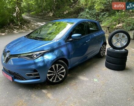 Синий Рено Зое, объемом двигателя 0 л и пробегом 141 тыс. км за 12577 $, фото 51 на Automoto.ua