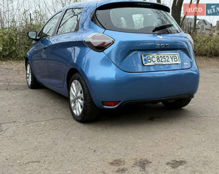 Синий Рено Зое, объемом двигателя 0 л и пробегом 120 тыс. км за 11500 $, фото 4 на Automoto.ua