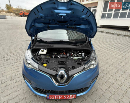 Синий Рено Зое, объемом двигателя 0 л и пробегом 75 тыс. км за 13300 $, фото 62 на Automoto.ua