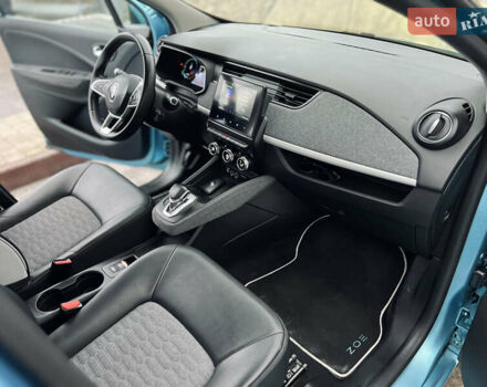Синий Рено Зое, объемом двигателя 0 л и пробегом 91 тыс. км за 12200 $, фото 15 на Automoto.ua