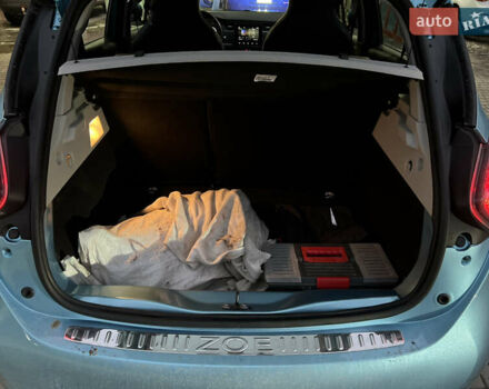 Синій Рено Зое, об'ємом двигуна 0 л та пробігом 90 тис. км за 12900 $, фото 12 на Automoto.ua