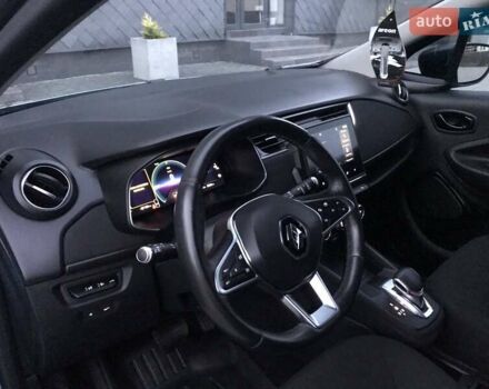 Синий Рено Зое, объемом двигателя 0 л и пробегом 25 тыс. км за 11700 $, фото 9 на Automoto.ua