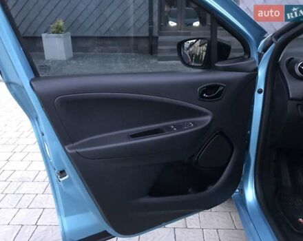Синий Рено Зое, объемом двигателя 0 л и пробегом 25 тыс. км за 11700 $, фото 14 на Automoto.ua