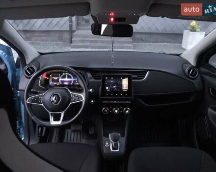 Синий Рено Зое, объемом двигателя 0 л и пробегом 25 тыс. км за 11700 $, фото 13 на Automoto.ua