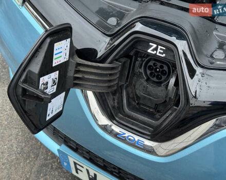 Синий Рено Зое, объемом двигателя 0 л и пробегом 56 тыс. км за 12999 $, фото 33 на Automoto.ua