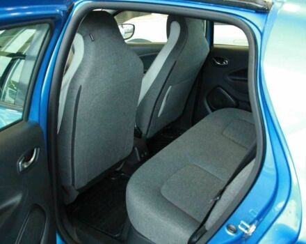 Синий Рено Зое, объемом двигателя 0 л и пробегом 55 тыс. км за 11200 $, фото 13 на Automoto.ua