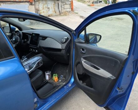 Синий Рено Зое, объемом двигателя 0 л и пробегом 1 тыс. км за 7600 $, фото 8 на Automoto.ua