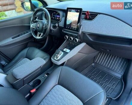Синий Рено Зое, объемом двигателя 0 л и пробегом 39 тыс. км за 13700 $, фото 27 на Automoto.ua