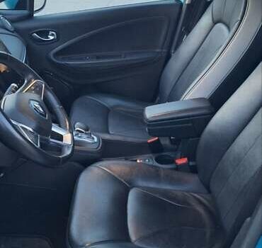 Синий Рено Зое, объемом двигателя 0 л и пробегом 85 тыс. км за 13999 $, фото 18 на Automoto.ua