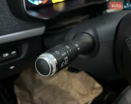 Синій Рено Зое, об'ємом двигуна 0 л та пробігом 90 тис. км за 12900 $, фото 21 на Automoto.ua