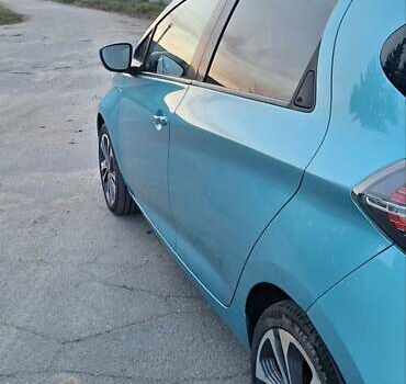 Синий Рено Зое, объемом двигателя 0 л и пробегом 85 тыс. км за 13999 $, фото 3 на Automoto.ua