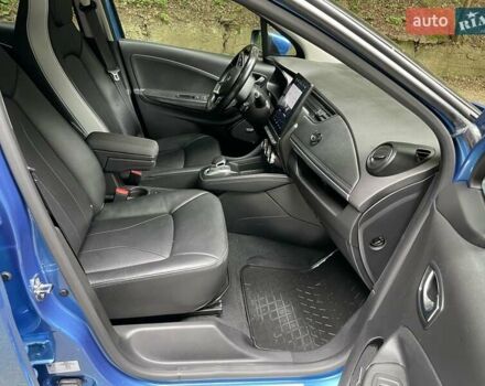 Синий Рено Зое, объемом двигателя 0 л и пробегом 141 тыс. км за 12577 $, фото 14 на Automoto.ua