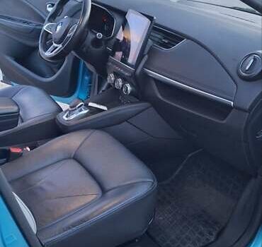 Синий Рено Зое, объемом двигателя 0 л и пробегом 85 тыс. км за 13999 $, фото 25 на Automoto.ua