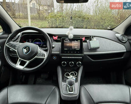 Синий Рено Зое, объемом двигателя 0 л и пробегом 120 тыс. км за 11500 $, фото 12 на Automoto.ua