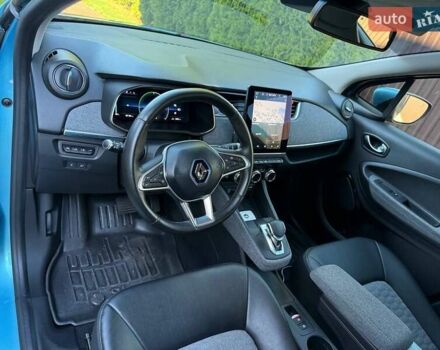 Синий Рено Зое, объемом двигателя 0 л и пробегом 39 тыс. км за 13700 $, фото 28 на Automoto.ua