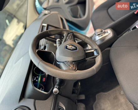 Синий Рено Зое, объемом двигателя 0 л и пробегом 87 тыс. км за 11499 $, фото 25 на Automoto.ua