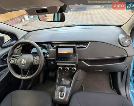 Синий Рено Зое, объемом двигателя 0 л и пробегом 87 тыс. км за 10999 $, фото 32 на Automoto.ua