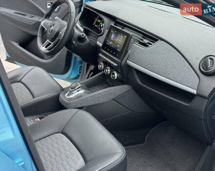 Синий Рено Зое, объемом двигателя 0 л и пробегом 56 тыс. км за 12999 $, фото 29 на Automoto.ua