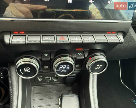 Синий Рено Зое, объемом двигателя 0 л и пробегом 75 тыс. км за 13300 $, фото 38 на Automoto.ua