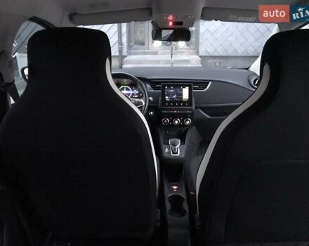 Синий Рено Зое, объемом двигателя 0 л и пробегом 25 тыс. км за 11700 $, фото 12 на Automoto.ua