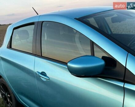 Синий Рено Зое, объемом двигателя 0 л и пробегом 45 тыс. км за 13950 $, фото 20 на Automoto.ua
