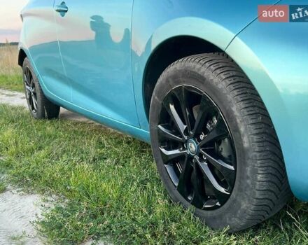 Синий Рено Зое, объемом двигателя 0 л и пробегом 45 тыс. км за 13950 $, фото 18 на Automoto.ua