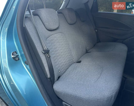 Синий Рено Зое, объемом двигателя 0 л и пробегом 50 тыс. км за 11700 $, фото 36 на Automoto.ua