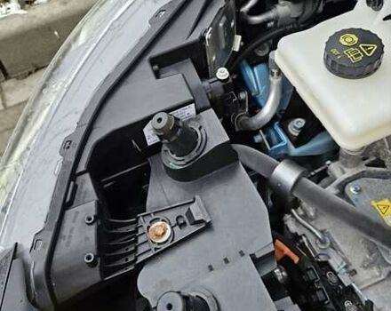 Синий Рено Зое, объемом двигателя 0 л и пробегом 49 тыс. км за 14500 $, фото 40 на Automoto.ua