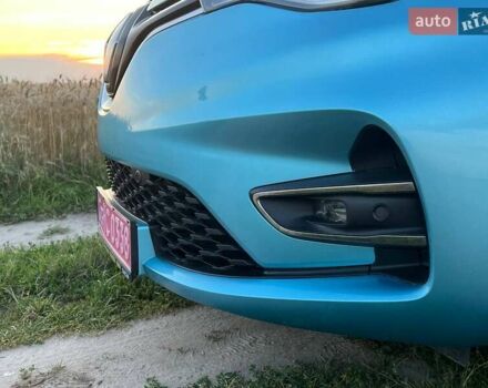 Синий Рено Зое, объемом двигателя 0 л и пробегом 45 тыс. км за 13950 $, фото 22 на Automoto.ua