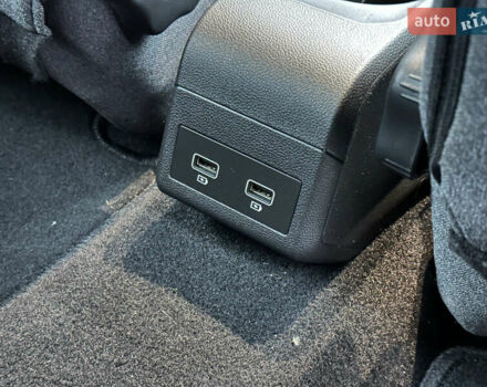 Синій Рено Зое, об'ємом двигуна 0 л та пробігом 39 тис. км за 13990 $, фото 41 на Automoto.ua