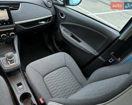 Синій Рено Зое, об'ємом двигуна 0 л та пробігом 39 тис. км за 13990 $, фото 11 на Automoto.ua