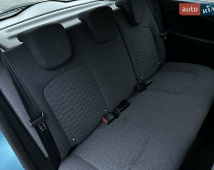 Синій Рено Зое, об'ємом двигуна 0 л та пробігом 39 тис. км за 13990 $, фото 40 на Automoto.ua