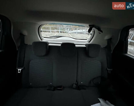 Синій Рено Зое, об'ємом двигуна 0 л та пробігом 39 тис. км за 13990 $, фото 36 на Automoto.ua