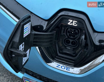Синій Рено Зое, об'ємом двигуна 0 л та пробігом 39 тис. км за 13990 $, фото 44 на Automoto.ua