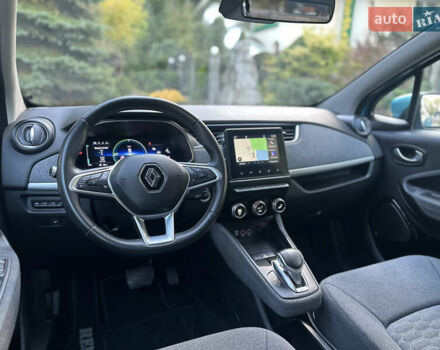 Синий Рено Зое, объемом двигателя 0 л и пробегом 50 тыс. км за 11700 $, фото 24 на Automoto.ua