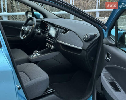 Синій Рено Зое, об'ємом двигуна 0 л та пробігом 39 тис. км за 13990 $, фото 34 на Automoto.ua