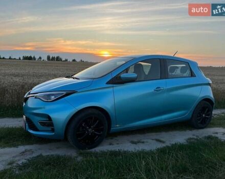 Синий Рено Зое, объемом двигателя 0 л и пробегом 45 тыс. км за 13950 $, фото 4 на Automoto.ua