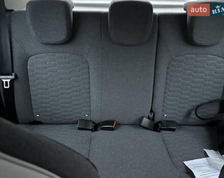 Синій Рено Зое, об'ємом двигуна 0 л та пробігом 39 тис. км за 13990 $, фото 37 на Automoto.ua