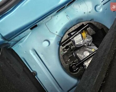 Синий Рено Зое, объемом двигателя 0 л и пробегом 49 тыс. км за 14500 $, фото 35 на Automoto.ua