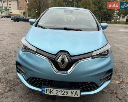 Синий Рено Зое, объемом двигателя 0 л и пробегом 23 тыс. км за 14200 $, фото 1 на Automoto.ua