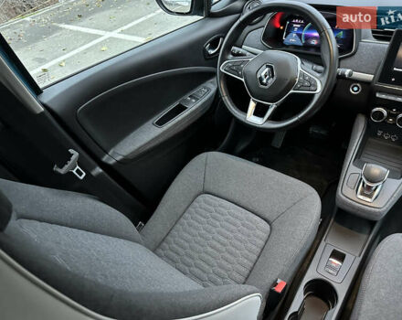 Синій Рено Зое, об'ємом двигуна 0 л та пробігом 39 тис. км за 13990 $, фото 10 на Automoto.ua