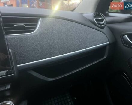 Рено Зое 2022 в Дубно на Automoto.ua Синий Рено Зое, объемом двигателя 0 л и пробегом 50 тыс. км за 14500 $, фото 34 на Automoto.ua