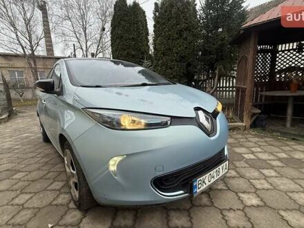 Синий Рено Зое, объемом двигателя 0 л и пробегом 110 тыс. км за 6100 $, фото 1 на Automoto.ua