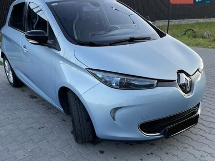 Рено Зое 2015 в Львове на Automoto.ua Синий Рено Зое, объемом двигателя 0 л и пробегом 80 тыс. км за 9000 $, фото 1 на Automoto.ua