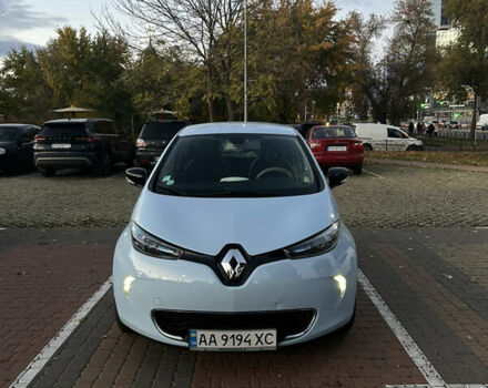 Рено Зое 2015 в Киеве на Automoto.ua Синий Рено Зое, объемом двигателя 0 л и пробегом 53 тыс. км за 6799 $, фото 1 на Automoto.ua