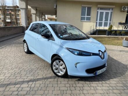 Рено Зое 2015 у Києві на Automoto.ua Синій Рено Зое, об'ємом двигуна 0 л та пробігом 123 тис. км за 6800 $, фото 1 на Automoto.ua
