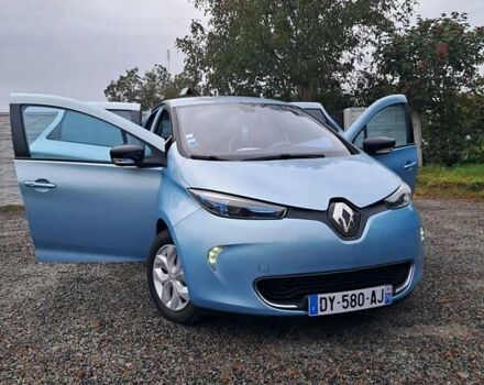 Синий Рено Зое, объемом двигателя 0 л и пробегом 72 тыс. км за 7000 $, фото 1 на Automoto.ua