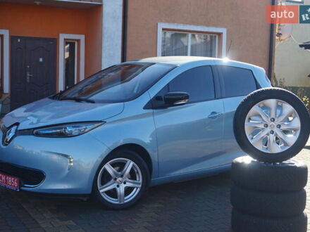 Синий Рено Зое, объемом двигателя 0 л и пробегом 115 тыс. км за 7000 $, фото 1 на Automoto.ua