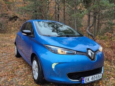Синий Рено Зое, объемом двигателя 0 л и пробегом 65 тыс. км за 5900 $, фото 1 на Automoto.ua