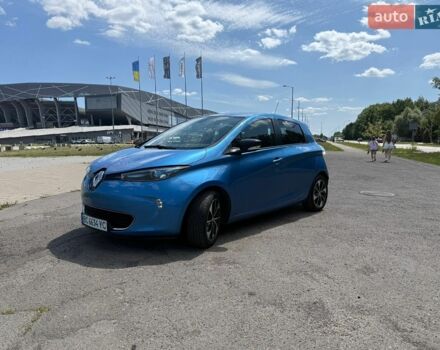 Синий Рено Зое, объемом двигателя 0 л и пробегом 164 тыс. км за 9500 $, фото 1 на Automoto.ua